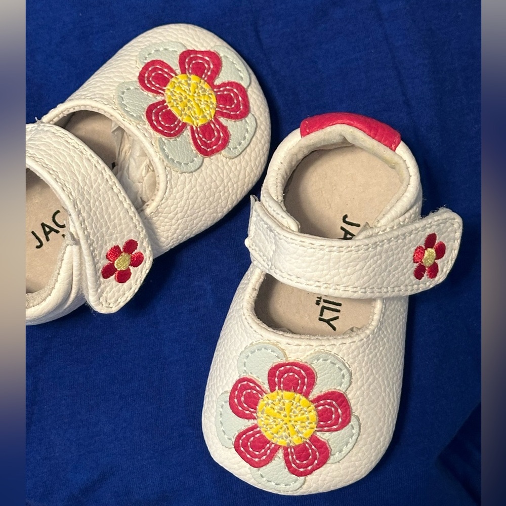 Beautiful NWT JACK & LILY SHOES only $19 each of them